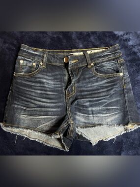High-Rise Dark Wash Frayed Hem Denim Shorts